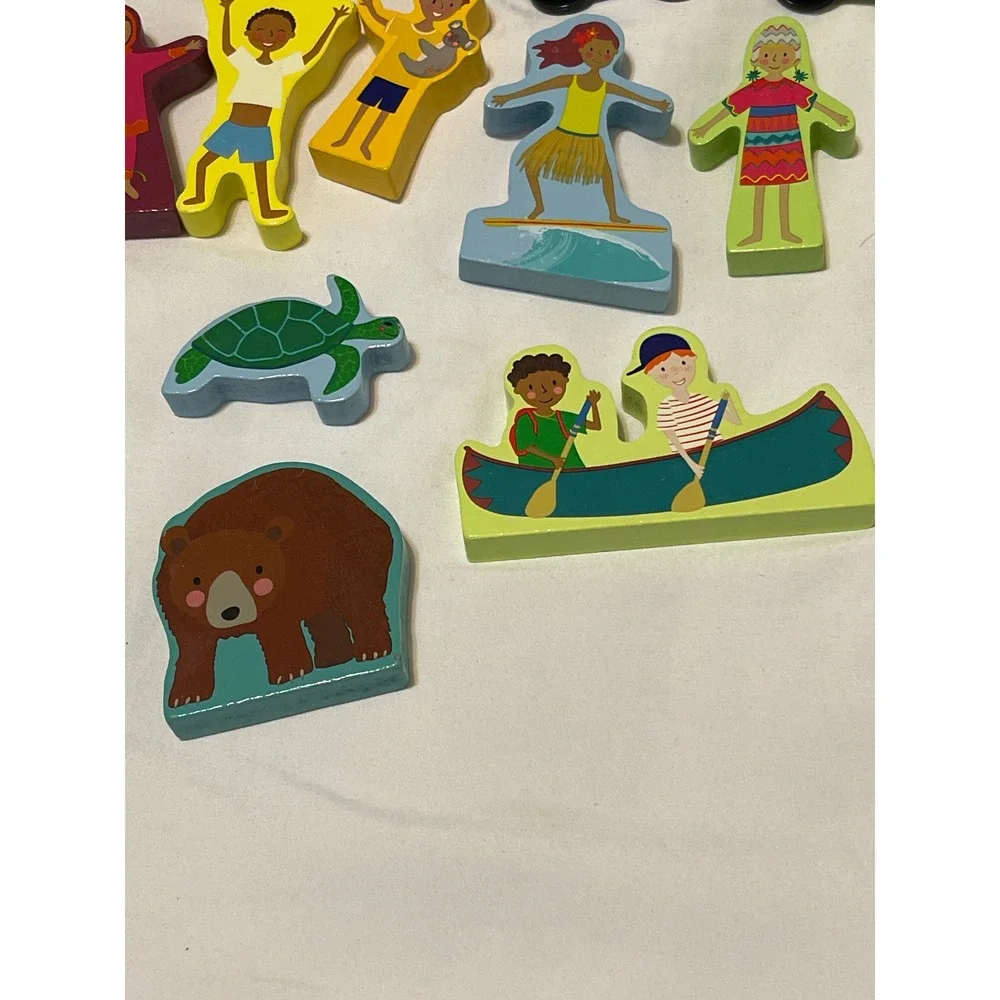 Floss‎ & Rock Wooden People and Animals of the World Block Play Set 17 Pieces